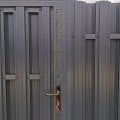 Хамское отношение к клиентам и не соблюдают технологию установки и покраски забора